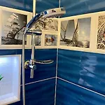 Sleeping Sailors Boutique 4*
