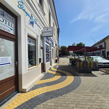 Sleeping Sailor Boutique