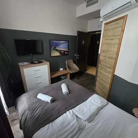 Sleeping Sailors Boutique 3*