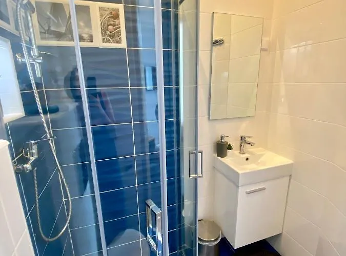 Sleeping Sailors Boutique 4*